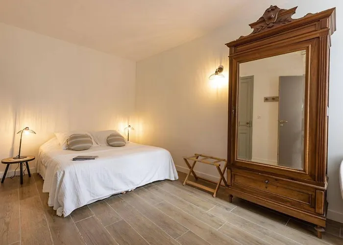 Hotel Le Chat Botte Saint-Clement-des-Baleines