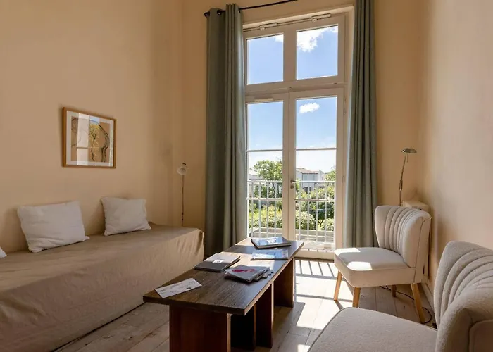 Hotel Le Chat Botte 3*